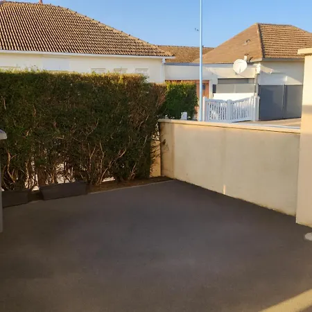 Maison Cosy Proche - Cour & Parkings * Hermanville-sur-Mer