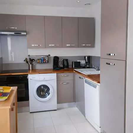 بيت للعطل Maison Cosy Proche - Cour & Parkings Hermanville-sur-Mer